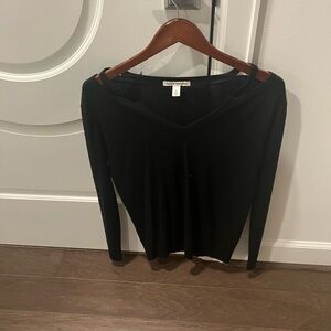 Autumn Cashmere Elegant Black V-Neck Long Sleeve Top